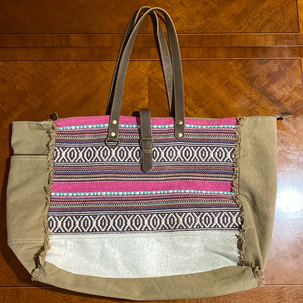 Myra Overnight Bag Western/Cowskin Pattern Great Condition